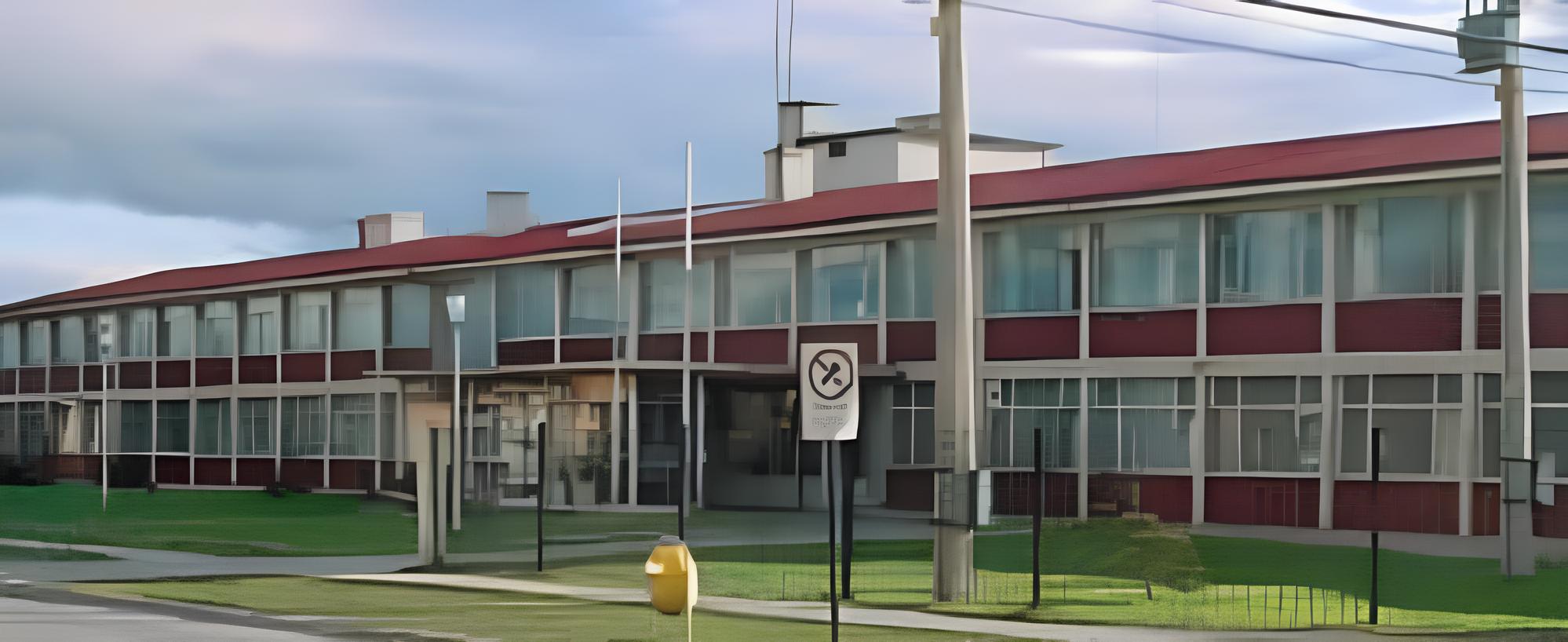 Cappuccino 18 de diciembre 2024 2.665 días con el ex hospital abandonado en Natales