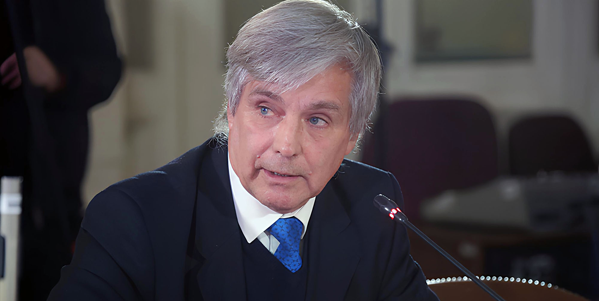 Cappuccino 11 de marzo 2025 Harold Mayne-Nicholls en Camelot fm